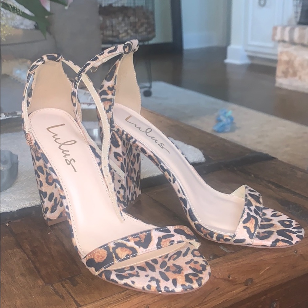 Lulus Cheetah Print Heels NEW